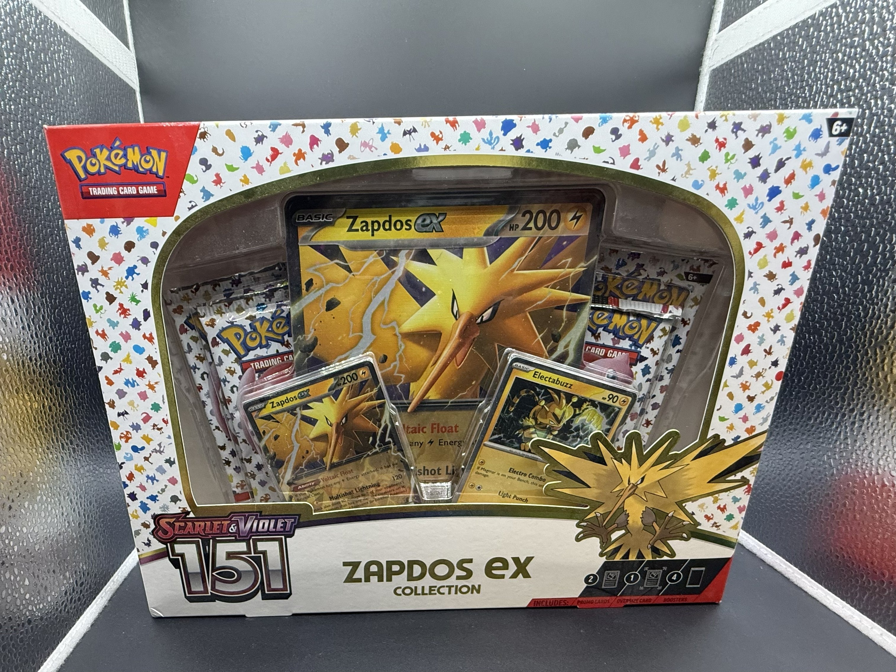 Pokémon TCG: Scarlet & Violet—151 Zapdos ex Collection
